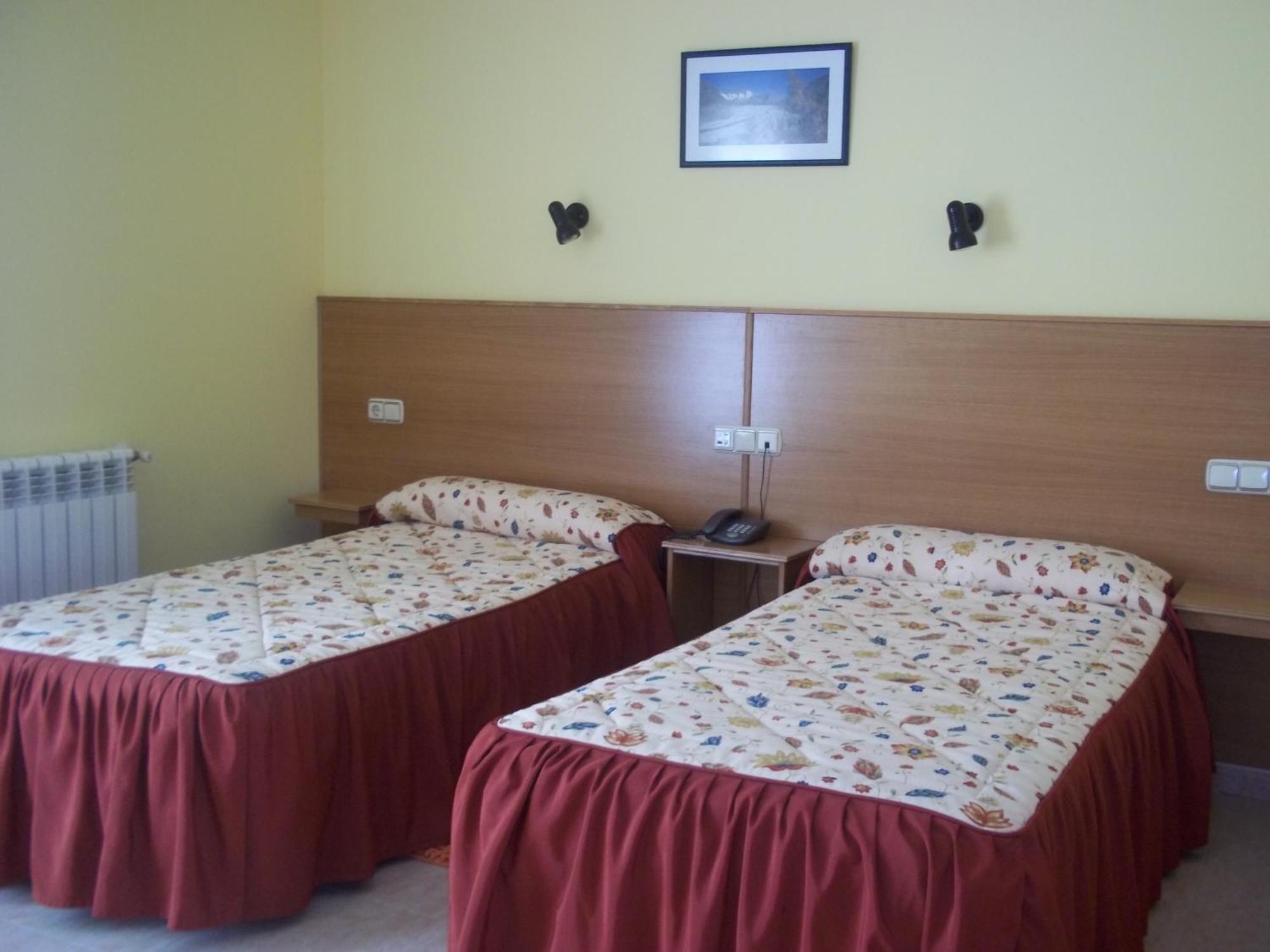 Hotel Suiza Arzua Luaran gambar