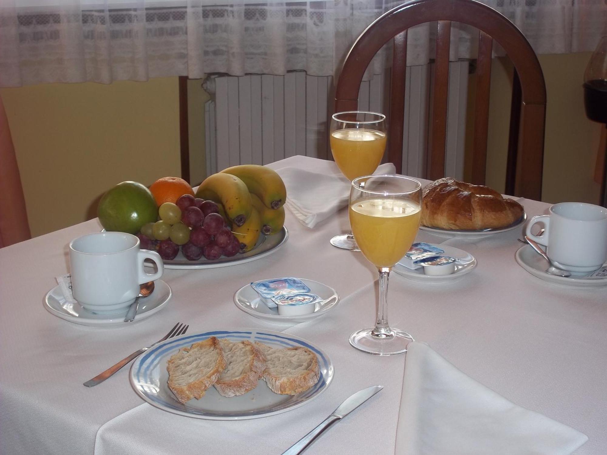 Hotel Suiza Arzua Luaran gambar